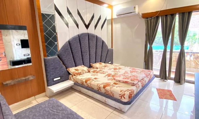 Omkareshwar Hotel | 30 m² Hotel ∙ 10 guests