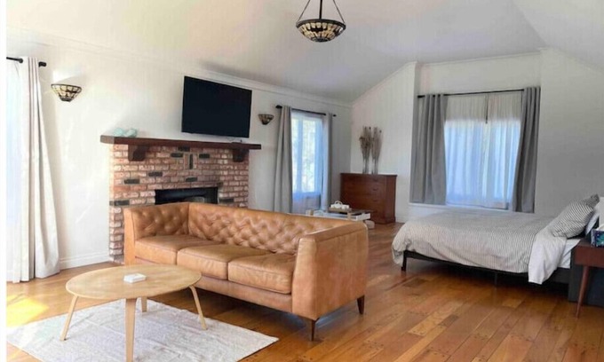 Central Malibu Apartment | 30%OFF! Malibu Romantic Suite Ocean View Beach