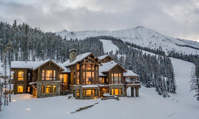 Big Sky House | 30 Spur Road (6-Bedroom Home) with Pool and Mountain view by Moonlight Basin Lodging