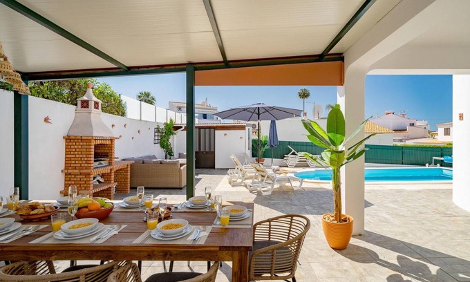Guia Apartment | 300 m² Apartment ∙ 4 bedrooms ∙ 8 guests