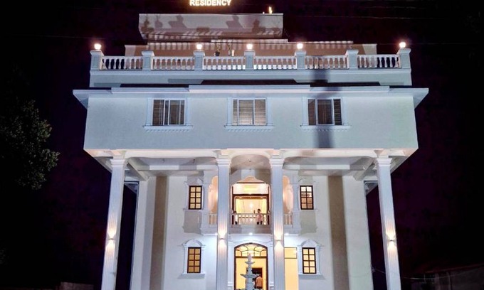 Ullal Hotel | 300 m² Hotel ∙ 3 guests