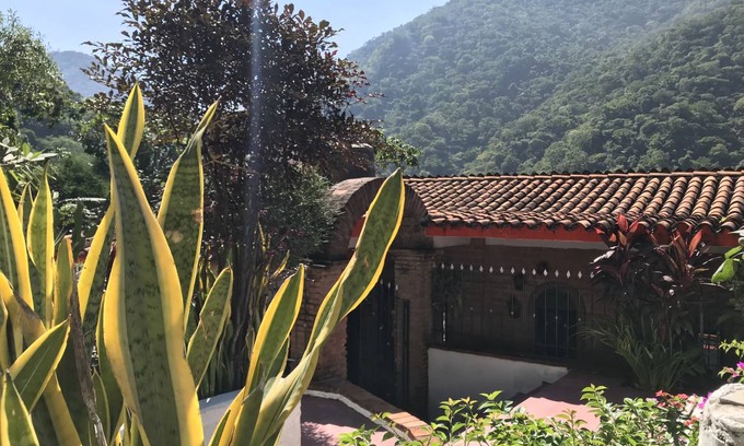 Boca de Tomatlan House | 300 m² House ∙ 2 bedrooms ∙ 12 guests