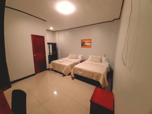 Iquitos Apartment | 300 RV Apartments Iquitos Peru-Apartamento tercer piso con 1 dormitorio