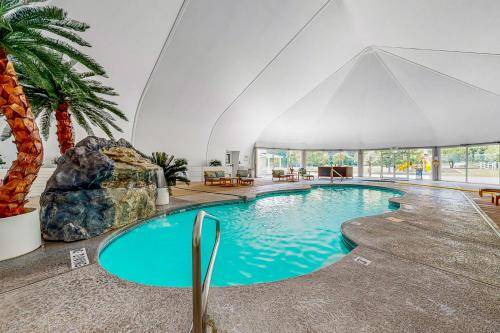Blakeslee House | 303 m² House ∙ 4 bedrooms ∙ 12 guests