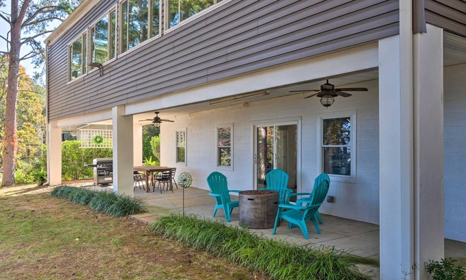 Townville House | 304 m² House ∙ 4 bedrooms ∙ 10 guests