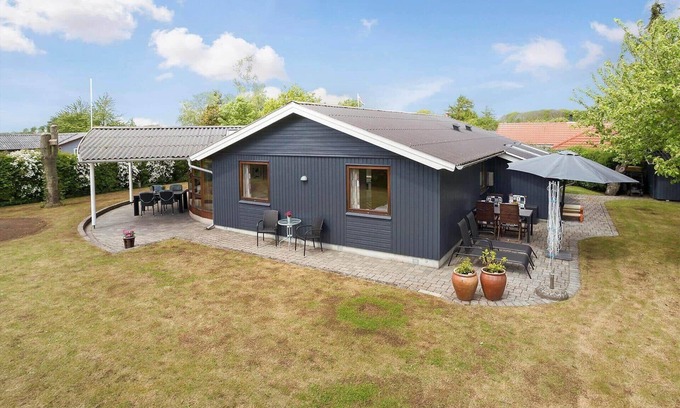 Saksild Strand House | 30533 Odder - Egevænget 12