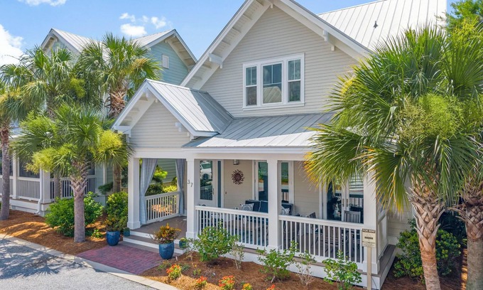 Santa Rosa Beach House | 30A Beach House - Golf Cart - 7 Bikes Incl! Beach, 2 Pools, Big Chill, Free Golf