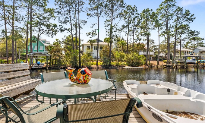 Seagrove Beach Condo | 30a Townhome on canal to Eastern Lake! 4 Blks to Beach! Screened Porch, Dock.