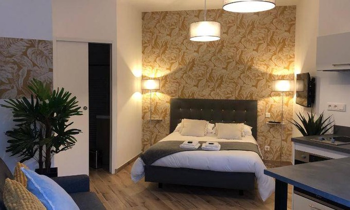 Lorient Apartment | 31 m² Apartment ∙ 4 guests