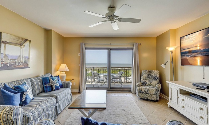 Hilton Head Island Condo | 313 Ocean One - Direct Oceanfront and 3 Bedrooms