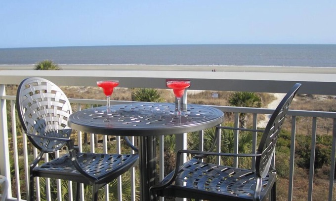 North Forest Beach Condo | 316 Breakers-Direct Ocean Front View-Updated & Highly Rated for Cleanlinessnn