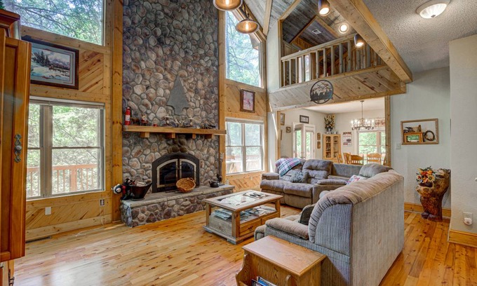Wiley Cabin | 317 m² Cabin ∙ 3 bedrooms ∙ 10 guests