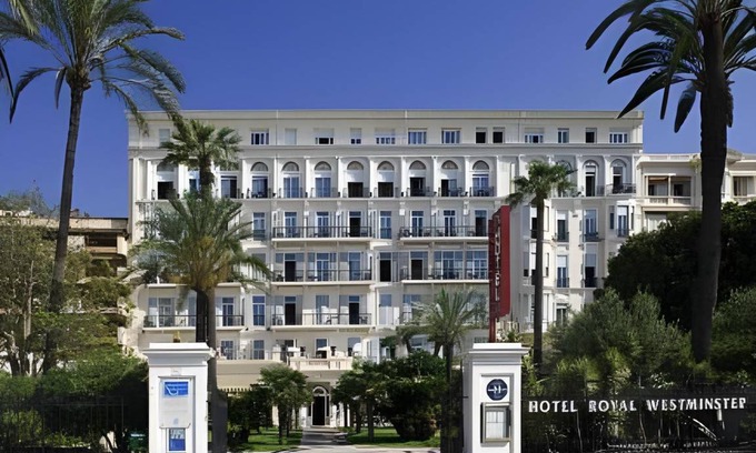 Menton Hotel | 32 m² Hotel ∙ 127 guests