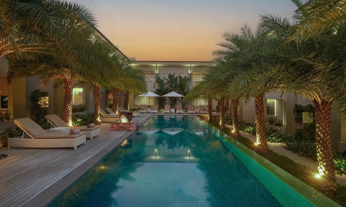 Batu Bolong Hotel | 32 m² Hotel ∙ 2 guests