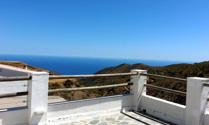 Sorvilan House | 320 m² House ∙ 4 bedrooms ∙ 12 guests