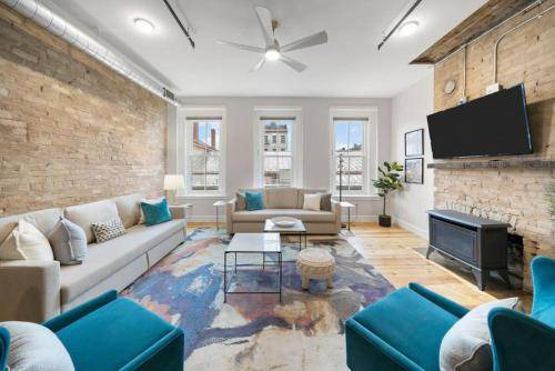 Over-the-Rhine House | 320 m² House ∙ 5 bedrooms ∙ 16 guests