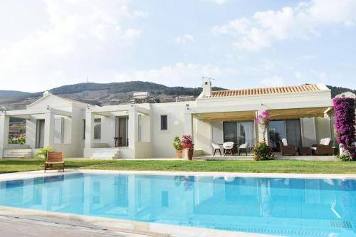 Kos Villa | 320 m² Villa ∙ 5 bedrooms ∙ 10 guests