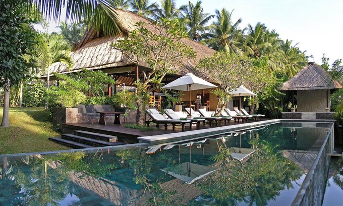Lodtunduh Villa | 3200 m² Villa ∙ 5 bedrooms ∙ 10 guests