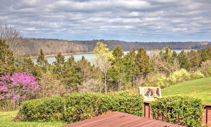 Mill Springs House | 323 m² House ∙ 3 bedrooms ∙ 8 guests