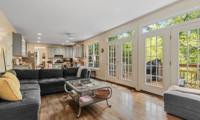 Takoma Park House | 325 m² House ∙ 4 bedrooms ∙ 8 guests