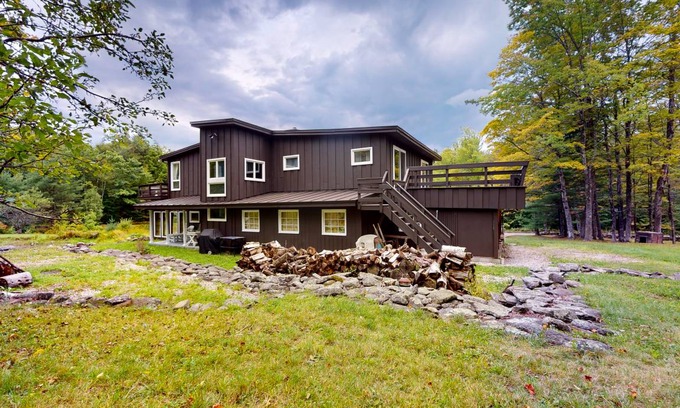 West Halifax House | 325 m² House ∙ 4 bedrooms ∙ 8 guests