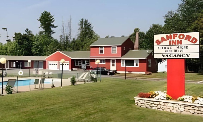Sanford Hotel | 325 m² Motel ∙ 4 guests