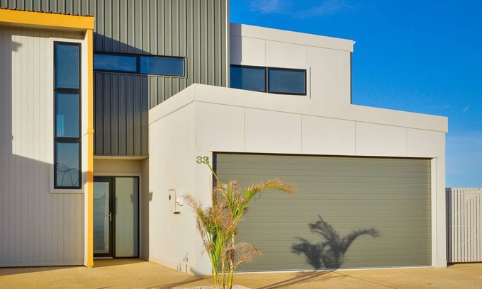 Exmouth House | 33 Inggarda Lane - Impressive Marina property