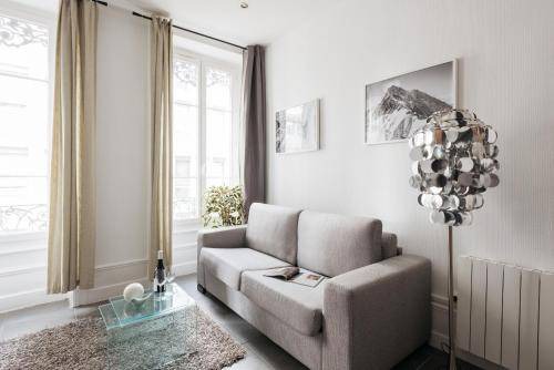 Jules Ferry - Recamier Apartment | 33 m² Apartment ∙ 1 bedroom ∙ 4 guests