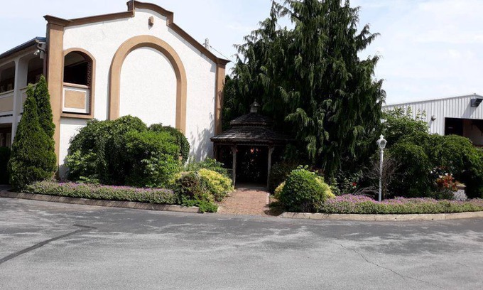 Lewisburg Hotel | 33 m² Hotel ∙ 127 guests