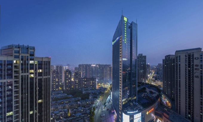 Dongpo District Hotel | 33 m² Hotel ∙ 127 guests