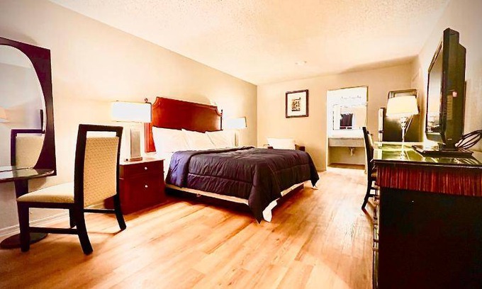 Tulsa Hotel | 33 m² Hotel ∙ 4 guests