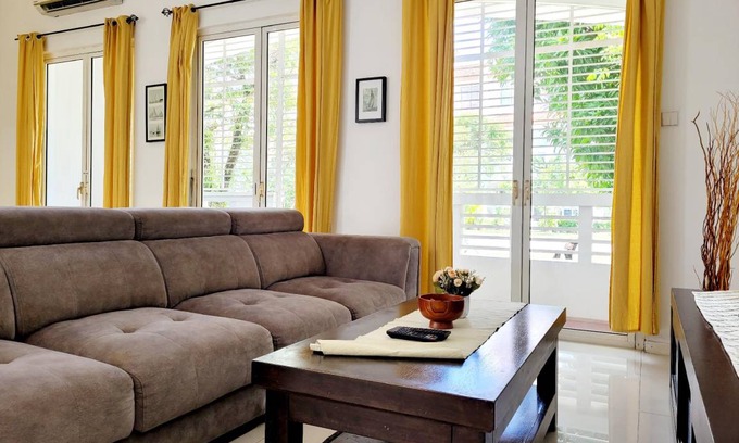 Seri Tanjung Pinang House | 330 m² House ∙ 5 bedrooms ∙ 15 guests