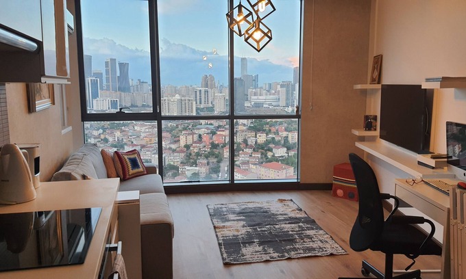 Atasehir Condo | 33rd Flr: Pool, Gym, Sauna +!