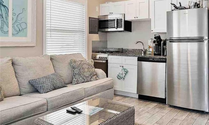 Brigantine House | 33rd Unit 2 Island Time Parking Beach 2 Blocks Away