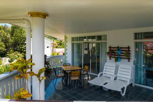 Mahe Island Apartment | 340 Degrees Mountain View Apartments