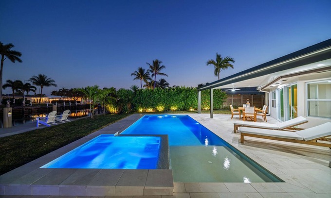 Garden Isles House | 3402 Managed By Brampton Park