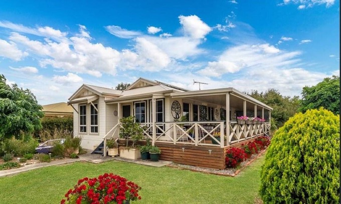 Bremer House | 342 m² House ∙ 3 bedrooms ∙ 6 guests