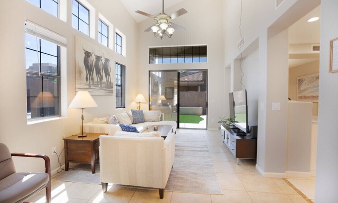 Mesa Condo | 3422 e university 20 · Fantastic 2 Bed Townhome in Central Mesa
