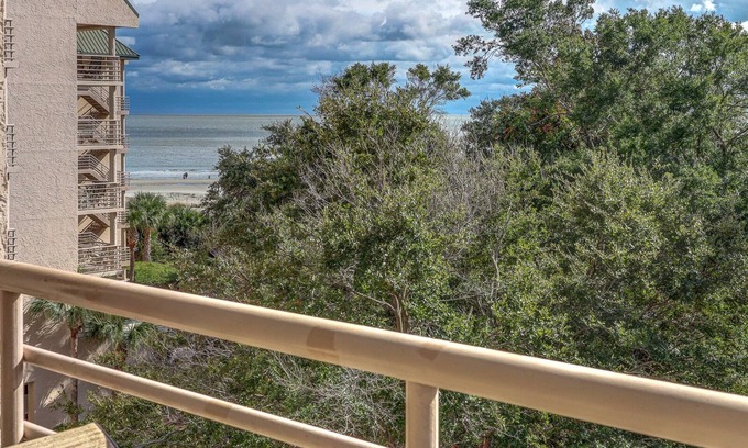 Palmetto Dunes Condo | 3428 Villamare - Beautiful views from this lovely villa!