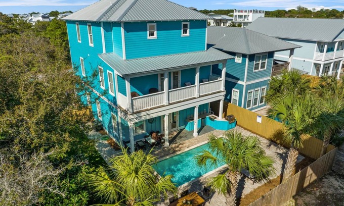 Frangista Beach House | 343 m² House ∙ 6 bedrooms ∙ 26 guests