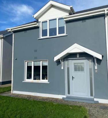 Kilkee House | 35 Atlantic View, Kilkee