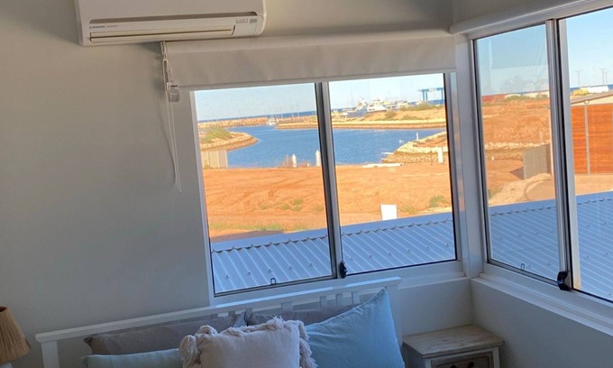 Exmouth House | 35 Bluefin Cove - Perfect for your next Getaway