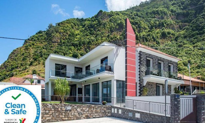 Ponta Delgada Apartment | 35 m² Apartment ∙ 127 guests