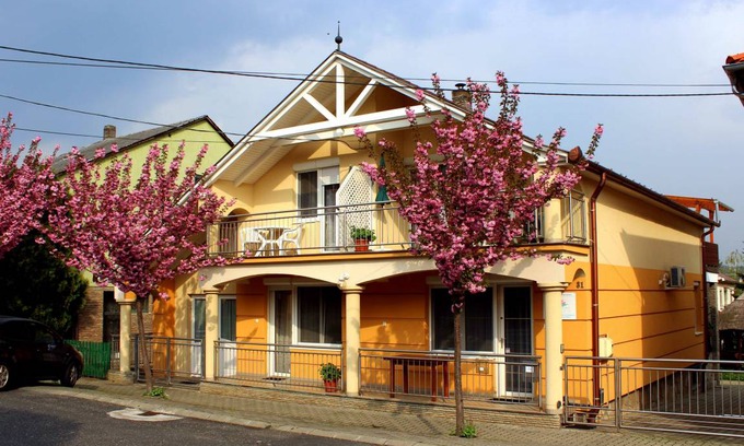 Heviz Apartment | 35 m² Apartment ∙ 1 bedroom ∙ 2 guests