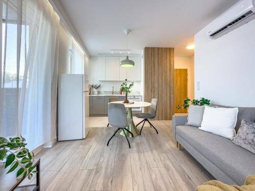 Wola Duchacka Apartment | 35 m² Apartment ∙ 1 bedroom ∙ 4 guests