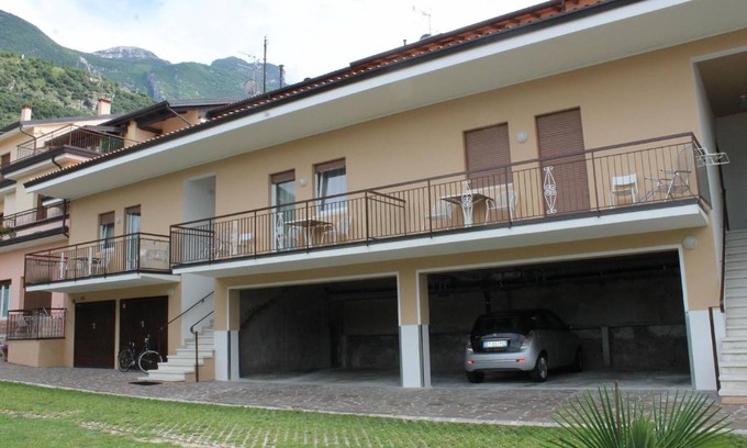 Malcesine Old Town Apartment | 35 m² Apartment ∙ 1 bedroom ∙ 3 guests