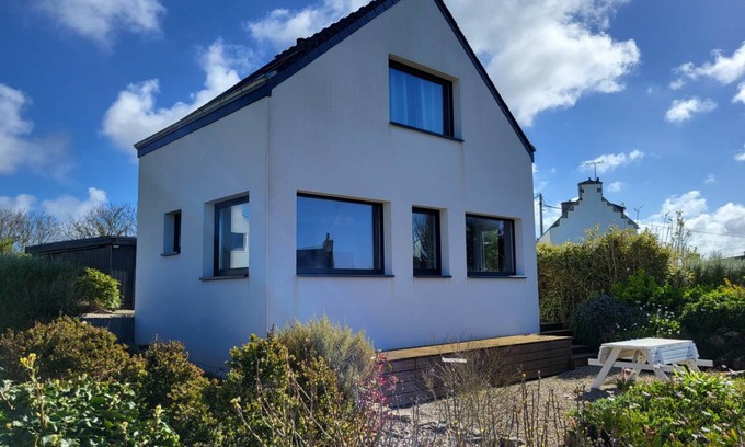 Poulgoazec House | 35 m² House ∙ 1 bedroom ∙ 3 guests