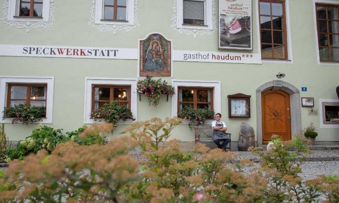 Helfenberg House | 35 m² Motel ∙ 2 guests