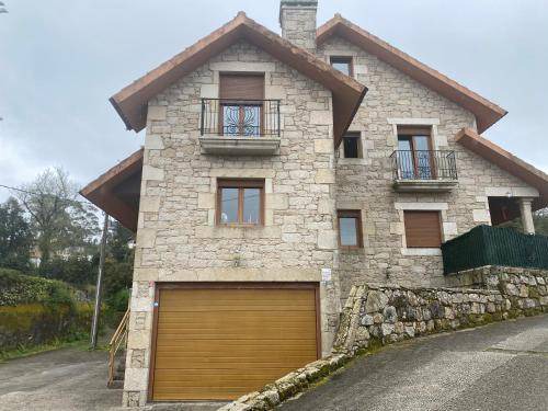 Dean Pequeno House | 350 m² House ∙ 4 bedrooms ∙ 9 guests