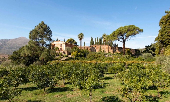 Scillato Villa | 350 m² Villa ∙ 7 bedrooms ∙ 11 guests